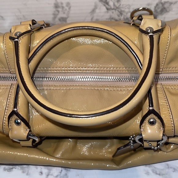 Coach Patent Leather Satchel  🩷💜 BEAUTIFUL 🩷💜 - Picture 12 of 14